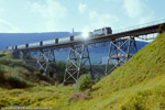 Sommer 1985. Schmalspurzug. Oberwiesenthal / Unmittelbar am Bahnhof Oberwiesenthal befindet sich das Hüttenbachtal Viadukt.