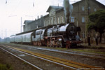 September 1987. 50 3654. Sankt Egidien. . Sachsen / Nur noch wenige Minuten bis zur Abfahrt nach Oelsnitz.