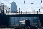 8. Dezember 2003. 218 385. Leipzig / RE 16070 aus München, geführt von 218 385, hat den Bahnhof Leipzig-Leutzsch erreicht.
