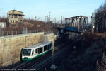 2003. VT36 [VBG]. Zwickau / VT36 der Vogtlandbahn auf der Fahrt nach Adorf am westlichen Bahnhofskopf in Zwickau. Über die Brücke rechts im Bild überquert die Strecke nach Klingenthal die DW-Linie.