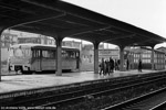 29. Dezember 2003. 772 367. Quedlinburg / Umsteigen Bitte! Reisende aus Richtung Gernrode müssen für die Weiterfahrt nach Halberstadt und Magdeburg in Quedlinburg umsteigen.