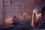 Februar 2005. 143 950-4. Schmiedehausen. Stöben. Thüringen / Alltag im Saaletal: eine 143 ist mit modernisierten Doppelstockwagen der DR mit einer Regionalbahn in Richtung Norden unterwegs.