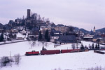 16. März 2005. 290 531. Neundorf (bei Lobenstein). Moorbad Lobenstein. Thüringen / Ich hatte die Hoffnung eine der beiden MEG V180 vor dem morgendlichen Güterzug von Blankenstein nach Lobenstein anzutreffen. Leider waren an diesem Tag 