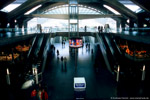 Mai 2005. Lissabon. Santa Maria dos Olivais. Lissabon / Diese Bild zeigt ebenfalls den Bahnhof Lissabon Oriente. Hier ist das Untergeschoss mit dem Tunnel zum Busbahnhof zu sehen.