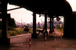 9. Juli 2005. Berlin. Friedrichshain-Kreuzberg. Berlin / Ostkreuz, Bahnsteig A. Hier hielten die Züge, die über die südliche Verbindungskurve vom Ring auf die Stadtbahn übergingen. Der Bahnsteig C für die entgegengesetzte Fahrtrichtung wurde bereits 1966 stillgelegt.