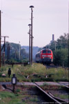 2. August 2005. 218 311. Caaschwitz. . Thüringen / Der morgendliche Vierländerexpress nach München durchfährt Caaschwitz. Die Gleise im Vordergrund gehören zum Anschluss 
