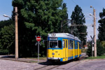 28. August 2005. Thüringer Waldbahn 592. Waltershausen. . Thüringen / Auf dem kurzen Streckenabschnitt zwischen den Haltestellen 