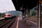 15. September 2005. MEG 201. Großheringen. . Thüringen / Der Kesselwagenzug vom Tanklager Weißensee nach Großkorbetha war an diesem Morgen ausnahmsweise mit einer V180 der MEG bespannt, anstatt der üblichen V180 der Infraleuna.