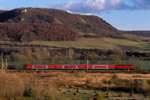 5. November 2005. Baureihe 143. Jena. Zwätzen. Thüringen / Eine Regionalbahn unterwegs im Saaletal.