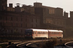 Bild des Monats Dezember 2012. Könnern. . Sachsen-Anhalt / 628 612 passiert auf der Fahrt von Könnern nach Bernburg die ehemalige Malzfabrik Könnern, 13. November 2005.