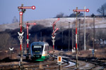 7. März 2006. VT 24 der Vogtlandbahn. Wünschendorf/Elster. . Thüringen / Der Bahnhof Wünschendorf ist noch mit mechanischer Sicherungstechnik ausgestattet. De Aufnahme zeigt einen Desiro der Vogtlandbahn auf der Fahrt nach Gera.