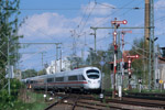 1. Mai 2006. Baureihe 411. Markranstädt. . Sachsen / ICE-T aus Leipzig auf der Fahrt in Richtung Süden bei der Einfahrt in den Bahnhof Markranstädt.
