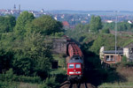 11. Mai 2006. 233 326. Zeitz. Zangenberg. Sachsen-Anhalt / Gegen 8 Uhr verlässt der Leerzug nach Profen den Bahnhof Zeitz.