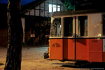 22. Oktober 2006. Wagen 38 Naumburger TouristenBahn. Naumburg (Saale). . Sachsen-Anhalt / Tiebwagenhalle und Werkstatt der NTB am Postplatz in Naumburg.