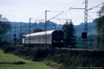 25. Oktober 2006. Baureihe 110. Haunetal. . Hessen / Regionalzug in Richtung Bebra kurz nach Verlassen des Bahnhofs Haunetal-Neukirchen.