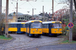 18. November 2006. LVB 1906. LVB 1909. Leipzig. Alt-West. Sachsen / Die nichtmodernisierten T4D Züge waren im Dezember 2006 bereits nicht mehr im Einsatz. Das Foto enstand im Depot am Bahnhof Leipzig-Leutzsch, wo die Triebwagen abgestellt waren.