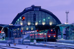 27. Januar 2007. 218 153. Gera. . Thüringen / Vierländerexpress nach München am frühen Morgen des 27. Januar 2007 im Bahnhof Gera.