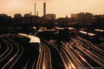 Bild des Monats März 2014. Berlin. Bezirk Friedrichshain-Kreuzberg. Berlin / Blick von der Modersonbrücke auf den Bahnhof ''Warschauer Straße''. Berlin, 29. April 2007.