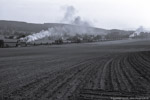 11. Oktober 2007. 44 1486. 52 8079. 52 8075. Tiefenort. . Thüringen / Dampf trifft Kies. 44 1486, 52 8079 und Schlusslok 52 8075 bringen einen 2570t Kieszug von Bad Salzungen über den Rennsteig nach Eisenach.