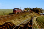 November 1988. 120 327. Werdau. . Sachsen / Eine Gerarer ''Wumme'' auf der Fahrt von Zwickau in Richtung Werdau. Die Fahrt wurde sicher über die ''Werdauer Waldbahn'' in Richtung Gera fortgesetzt.