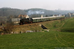 Ohne Mühe beschleunigt 86 1056 ihren Personenzug nach Rochlitz nach einem kurzen Halt in Thierbach-Zinnberg.