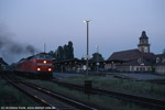 Ausfahrt von 219 117 mit RE 16217 von Leipzig nach Gera aus dem Bahnhof Zeitz.